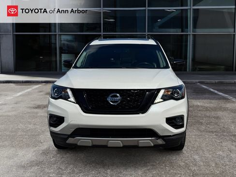 Used 2020 Nissan Pathfinder SL AWD/4WD image 14