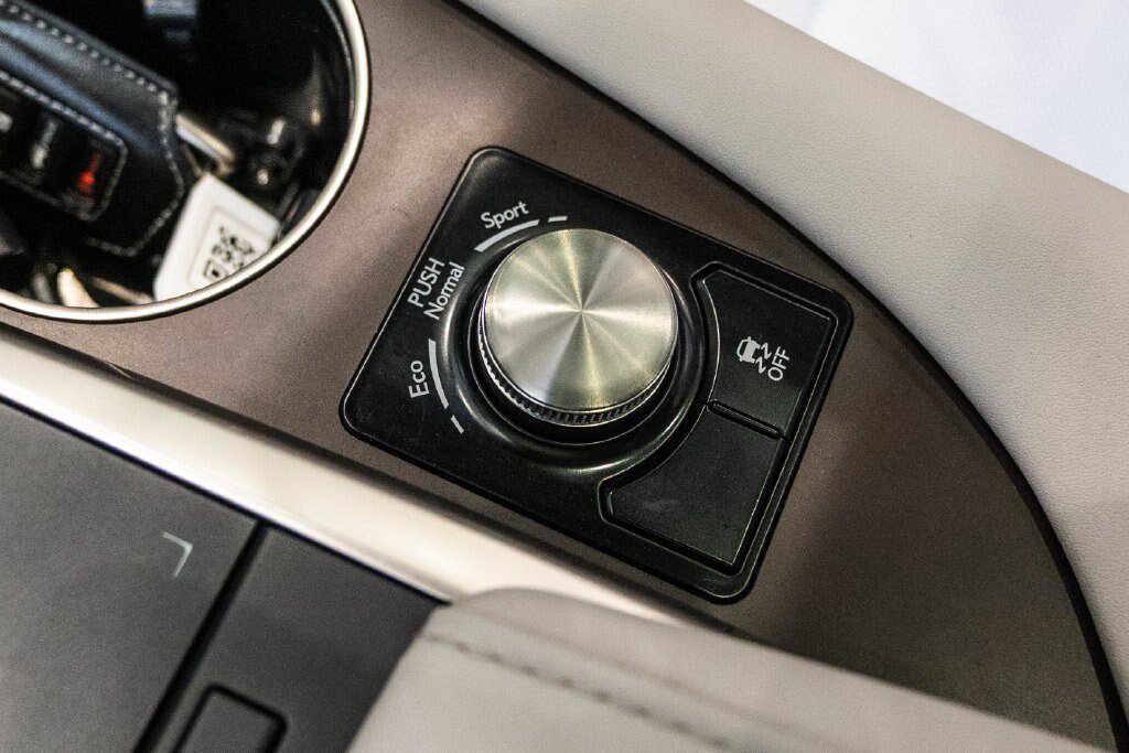 Used 2022 Lexus RX 350 FWD w/ Premium Package image 26