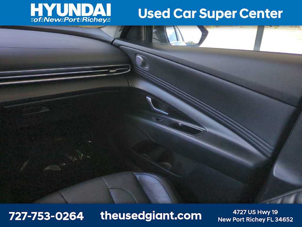Used 2023 Hyundai Elantra Limited FWD image 16