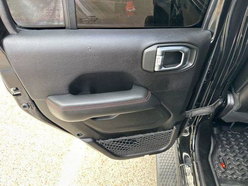 Certified 2019 Jeep Wrangler Unlimited Rubicon image 36