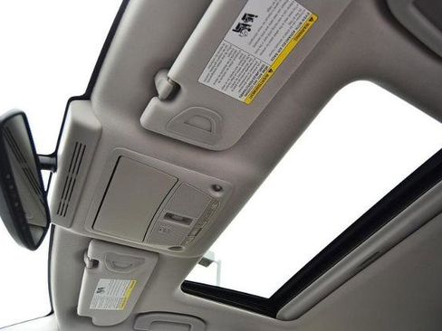 Used 2015 INFINITI Q50 Premium w/ Navigation Package image 21