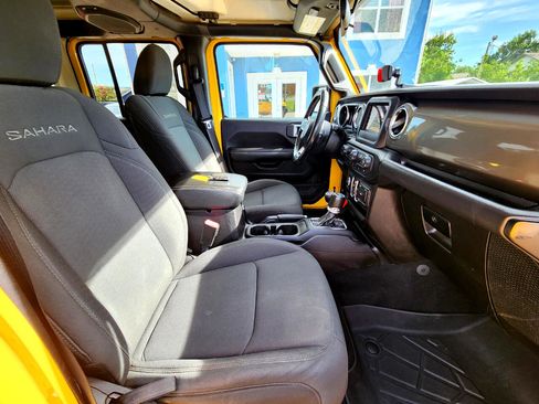 Used 2021 Jeep Wrangler Unlimited Sahara image 13