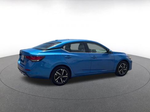Used 2025 Nissan Sentra SV FWD image 12
