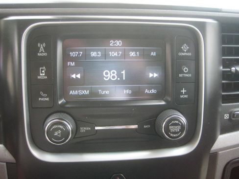 Used 2014 RAM 1500 Express image 22