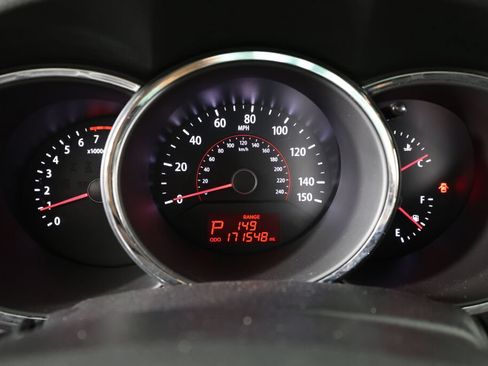 Used 2011 Kia Sorento LX w/ Convenience Pkg AWD/4WD image 30