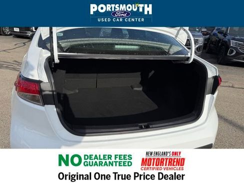 Used 2023 Toyota Corolla LE image 11