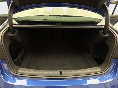 Used 2023 BMW M340i RWD image 18