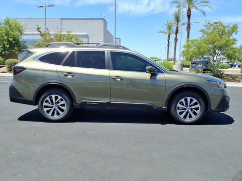 Used 2021 Subaru Outback Premium AWD/4WD image 8