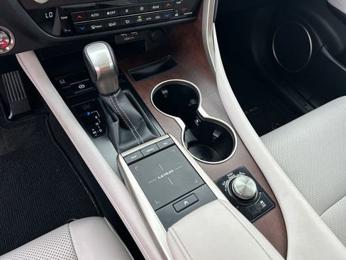 Used 2020 Lexus RX 350L 350L 4D Sport Utility w/ Premium Package image 21