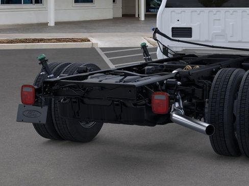 New 2025 Ford F450 XL image 21