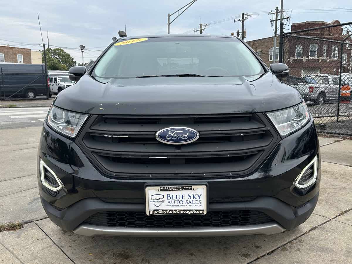 Used 2018 Ford Edge Titanium AWD/4WD image 2