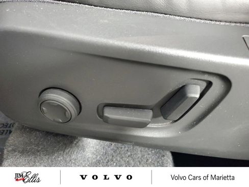 Used 2021 Volvo XC40 T5 R-Design w/ Advanced Package AWD/4WD image 22