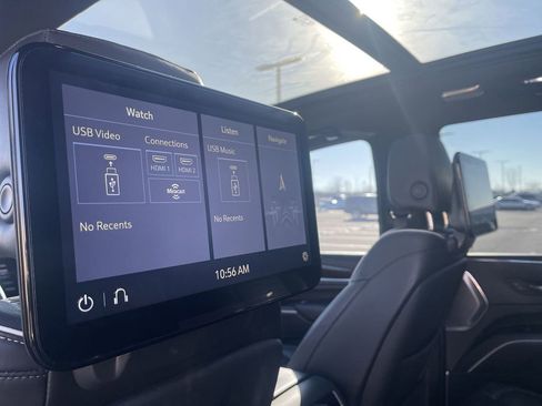 Used 2021 Cadillac Escalade Premium Luxury Platinum image 34