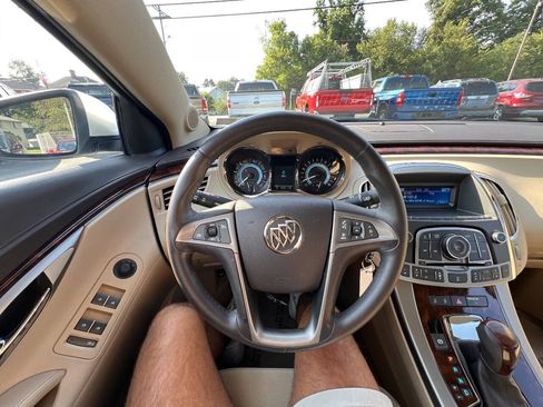 Used 2010 Buick LaCrosse CX FWD image 17