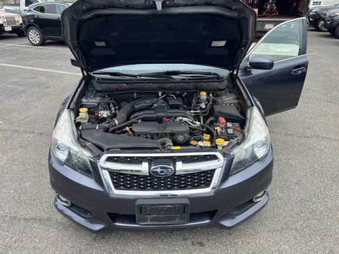 Used 2013 Subaru Legacy 2.5i Limited AWD/4WD image 34