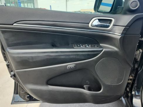 Used 2021 Jeep Grand Cherokee Limited w/ Premium Lighting Group image 19