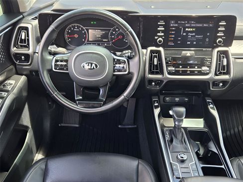Used 2021 Kia Sorento S FWD image 25