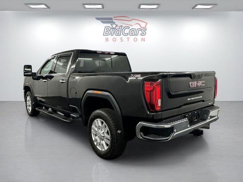 Used 2020 GMC Sierra 2500 SLT w/ SLT Premium Plus Package AWD/4WD image 6