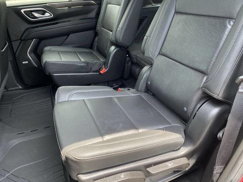 Used 2024 Chevrolet Tahoe LT AWD/4WD image 29