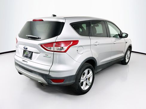 Used 2015 Ford Escape SE FWD image 9