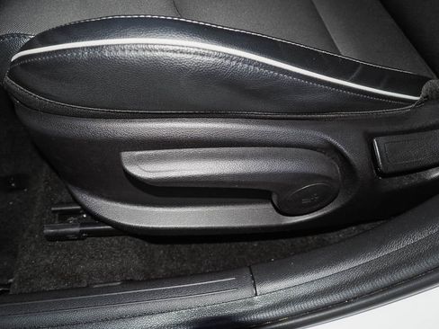 Used 2023 Kia Forte GT-Line w/ GT-Line Premium Package image 28