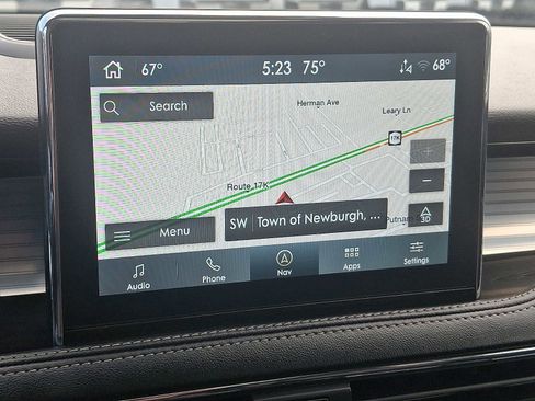 Used 2022 Lincoln Corsair AWD w/ Premium Package image 17