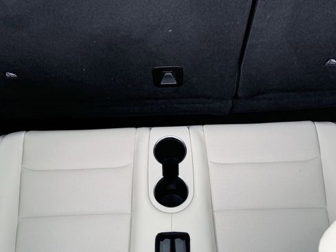 Used 2023 Tesla Model X AWD/4WD image 31