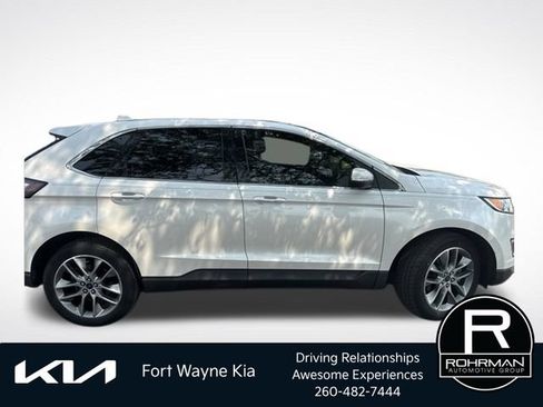 Used 2017 Ford Edge Titanium w/ Equipment Group 301A AWD/4WD image 7