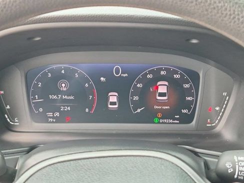 Used 2025 Honda Accord SE image 16