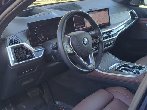 Used 2025 BMW X5 sDrive40i w/ Premium Package image 10