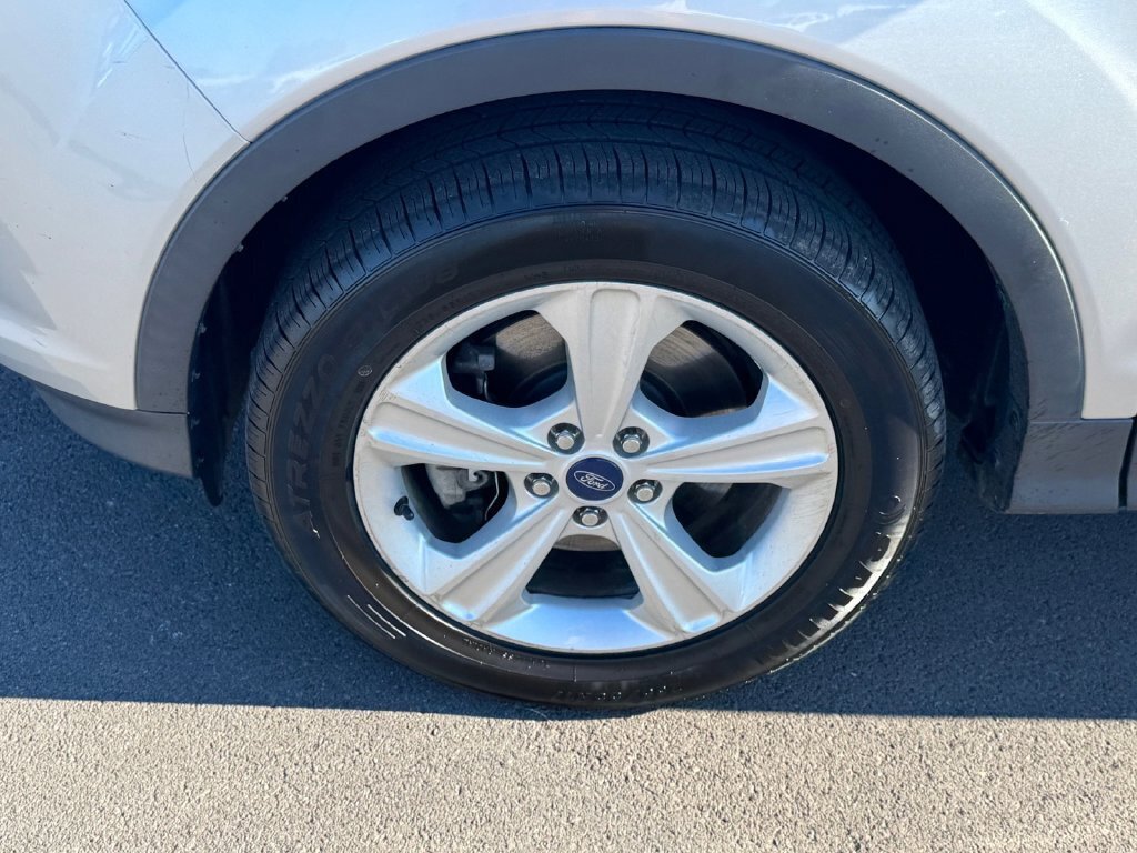 Used 2015 Ford Escape SE w/ Equipment Group 201A AWD/4WD image 15