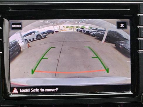 Used 2017 Volkswagen Passat 1.8T R-Line FWD image 11
