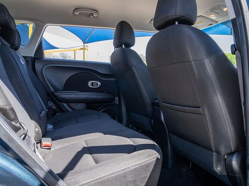Used 2018 Kia Soul + image 22