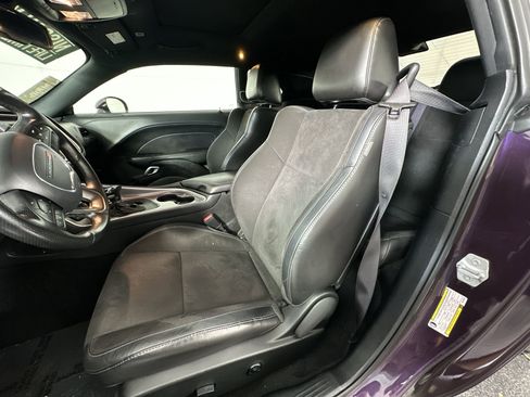 Used 2020 Dodge Challenger GT w/ Plus Package image 15