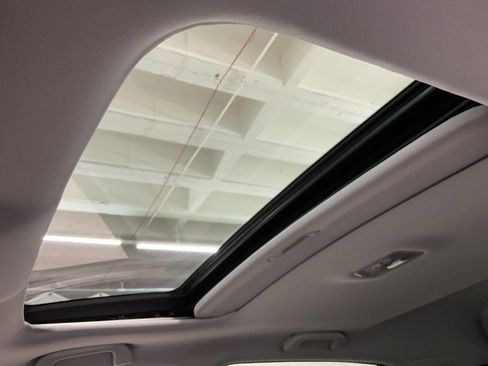 Used 2011 Honda CR-V EX image 19