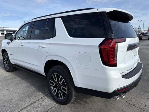 Used 2024 GMC Yukon AT4 w/ AT4 Premium Package image 6
