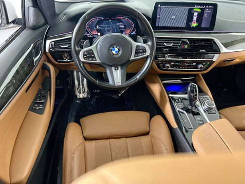 Used 2022 BMW 530i w/ M Sport Package RWD image 23