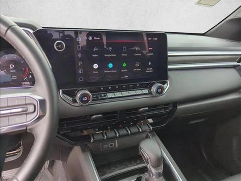 Used 2025 GMC Canyon Elevation w/ Convenience Package image 13