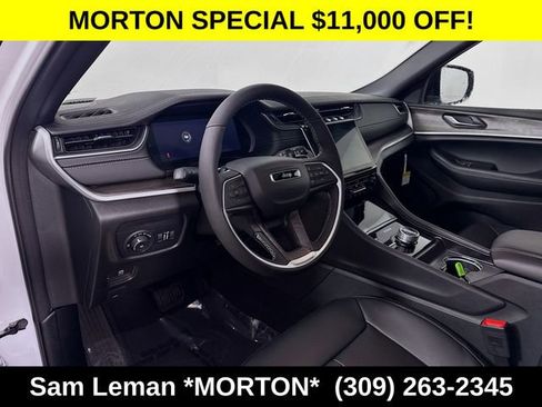 New 2025 Jeep Grand Cherokee Limited image 9