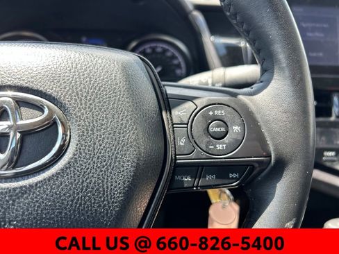 Used 2024 Toyota Camry SE FWD image 12