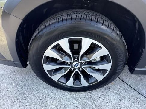 Certified 2025 Subaru Outback Touring image 10