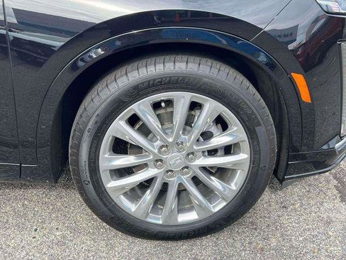 Used 2024 Cadillac XT6 Premium Luxury w/ LPO, Floor Liner Package image 10