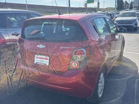 Used 2014 Chevrolet Sonic LT FWD image 2