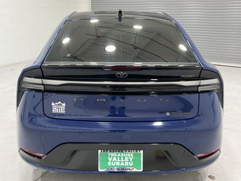 Used 2023 Toyota Prius Prime Premium image 7