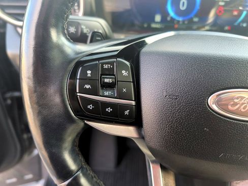 Used 2021 Ford Explorer Platinum w/ Equipment Group 601A image 19