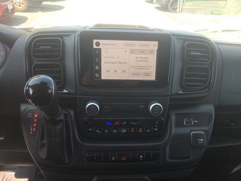 Used 2025 RAM ProMaster 2500 w/ Convenience Group FWD image 29