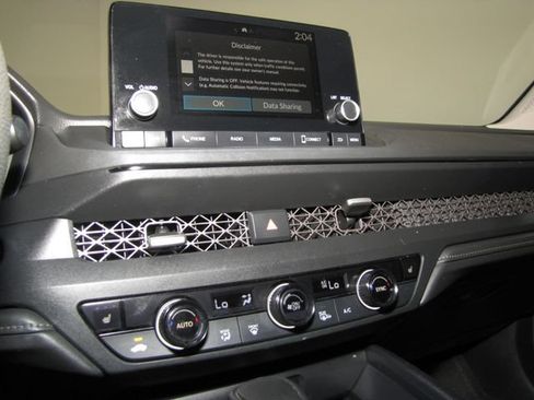 Certified 2023 Honda Accord EX image 7