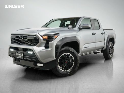 Used 2026 Toyota Tacoma TRD Off-Road AWD/4WD image 1