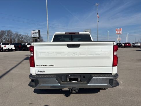 Used 2019 Chevrolet Silverado 1500 LT w/ Remote Start Package image 4