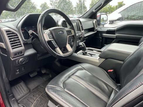 Used 2018 Ford F150 Platinum w/ Equipment Group 701A Luxury AWD/4WD image 17